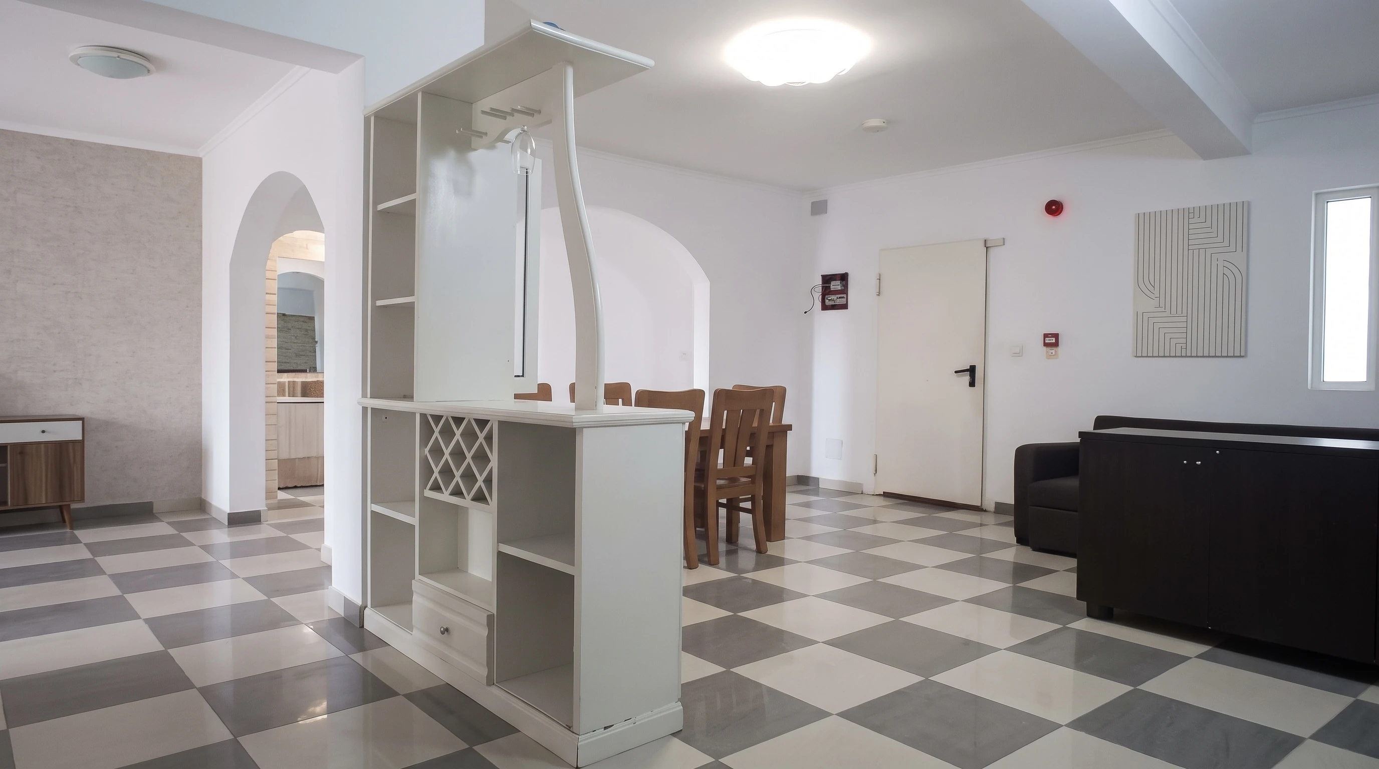 Apartamento I — Ed. Esono Alonso
